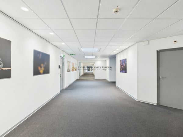 Riedmatt Center - Repräsentative Büroflächen mit optimaler Infrastruktur 7