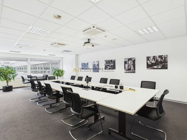 Riedmatt Center - Repräsentative Büroflächen mit optimaler Infrastruktur 17