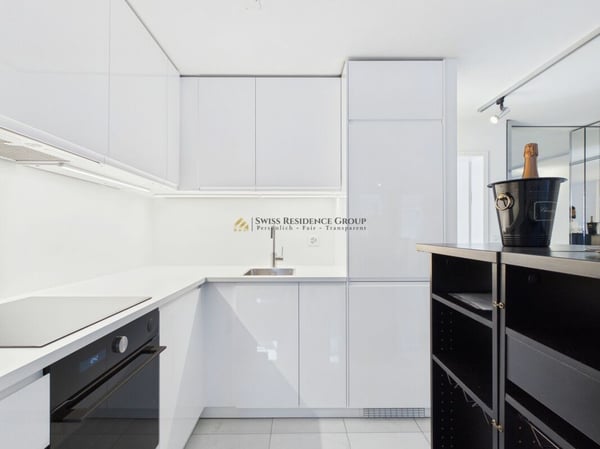 Exklusive 2.5-Zimmer-Wohnung mit Grossmünster- & Limmatblick 7