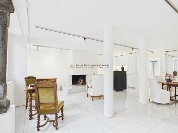 Exklusive 2.5-Zimmer-Wohnung mit Grossmünster- & Limmatblick 3