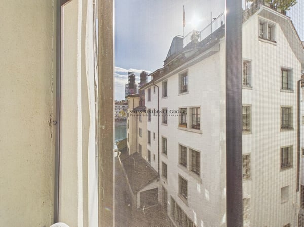 Exklusive 2.5-Zimmer-Wohnung mit Grossmünster- & Limmatblick 14