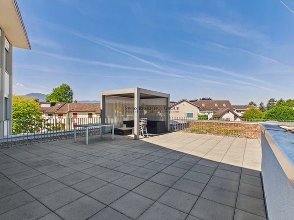 Exklusive 3.5-Zimmer-Wohnung mit Traumterrasse & Klimaanlage 14