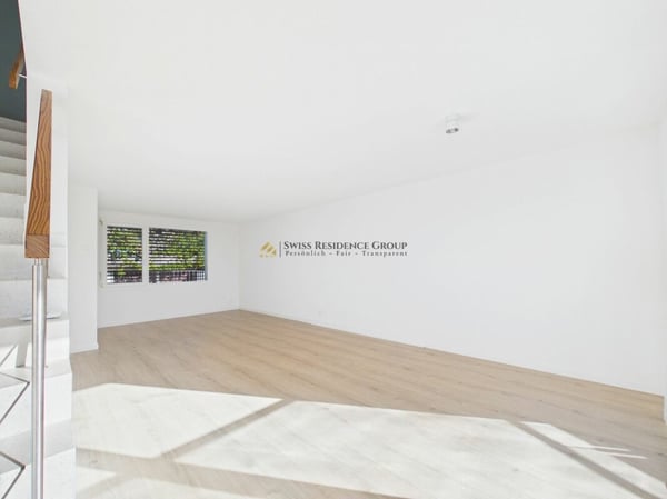 Eckhaus mit Weitsicht und Entwicklungspotenzial in Lanzenhäusern 9
