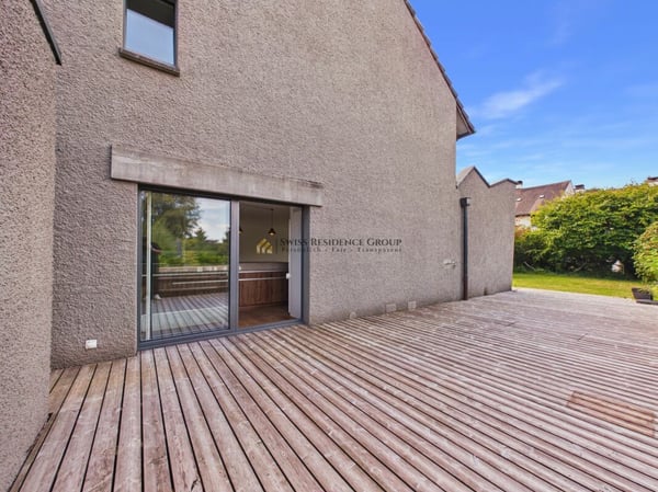 Wohntraum für Familien, stilvolles Haus mit Garten in Ebmatingen 7