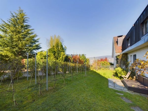 Villa mit Charakter, Seesicht und aussergewöhnlicher Flexibilität 3