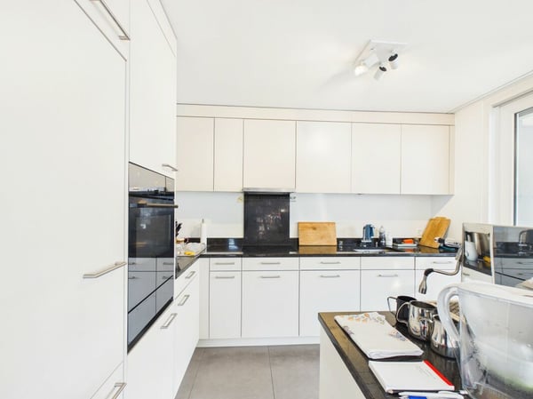 Lichtdurchflutete 4.5-Zimmer-Wohnung mit grosszügigem Sonnenbalkon 8