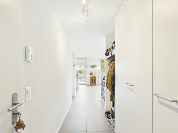 Lichtdurchflutete 4.5-Zimmer-Wohnung mit grosszügigem Sonnenbalkon 9