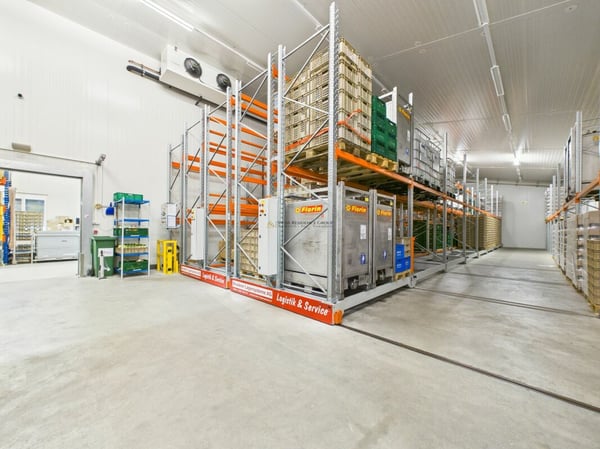 Vielseitige, modernisierte Gewerbe- und Produktionsflächen in Stein AR 13