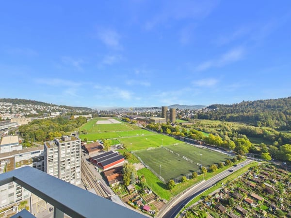 Above the Ordinary - Exklusives Wohnen im 26. Stock des Pilatus Towers 14