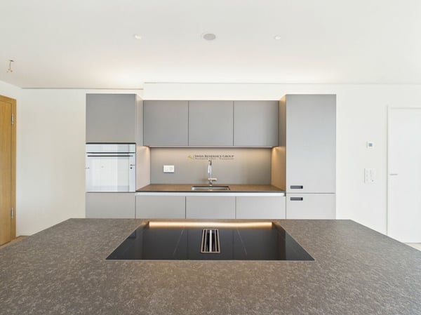 Above the Ordinary - Exklusives Wohnen im 26. Stock des Pilatus Towers 6