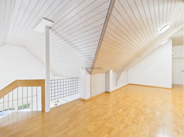 Exklusives 6.5-Zimmer-Einfamilienhaus mit grosszügigem Garten 13