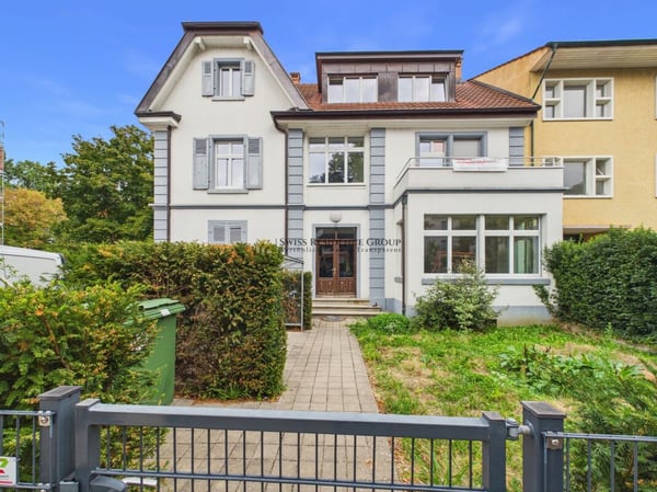 9.5-Zimmer-Villa - Grosszügigkeit, Vielseitigkeit und Raum 1