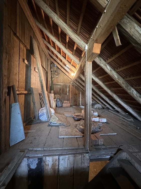 Auf der Suche nach Büro-, Lager- oder Bastelräumen?  Bei uns werden Sie fündig! 4