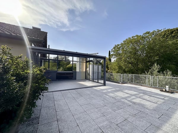 Grosszügige Duplexwohnung mit Terrasse und Wintergarten im Eigentumsstandard