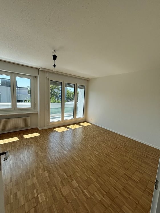 2.5-Zimmer-Wohnung im 3.OG mit Balkon 5
