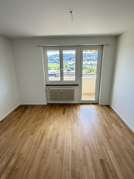 4-Zimmer-Wohnung im 2. Obergeschoss mit Weitsicht 8