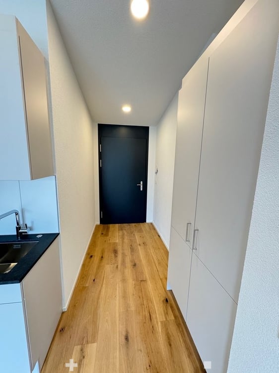 Modernes Wohnen im Neubau: 1.5-Zimmer-Wohnung mit Balkon im 3. OG 7