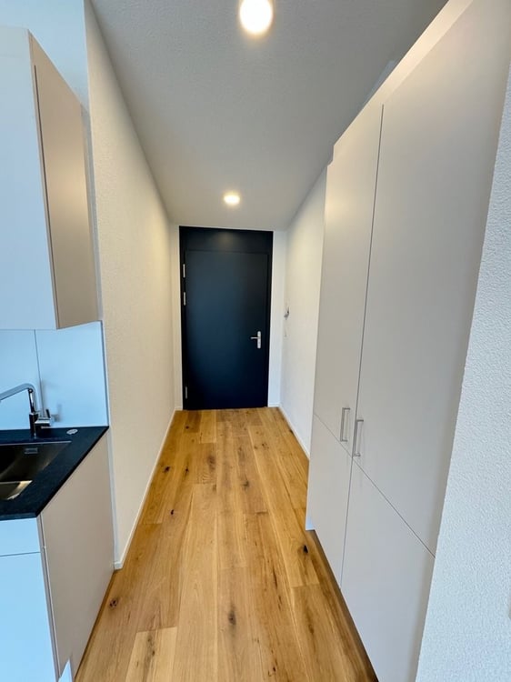 Modernes Wohnen im Neubau: 2.5-Zimmer-Wohnung mit Balkon im 3. OG 7
