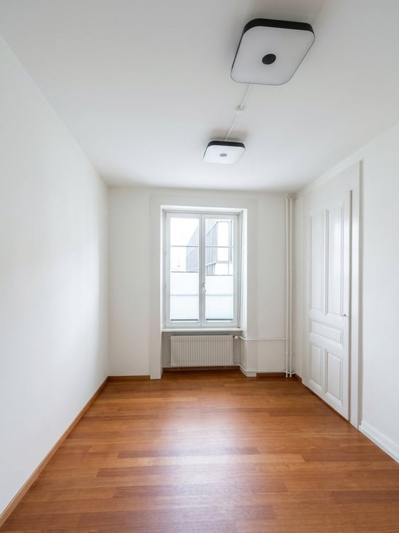 Büro- und Praxisräume an Top-Lage am Dornacherplatz! 4