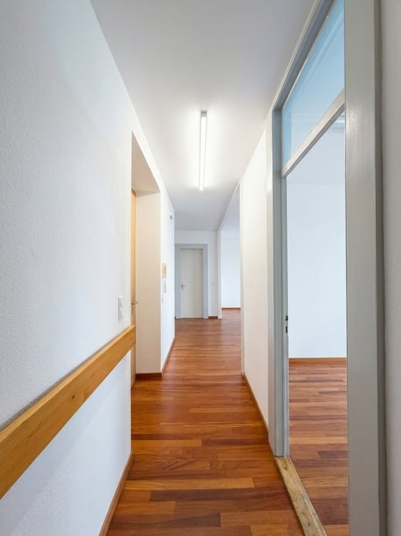 Büro- und Praxisräume an Top-Lage am Dornacherplatz! 2