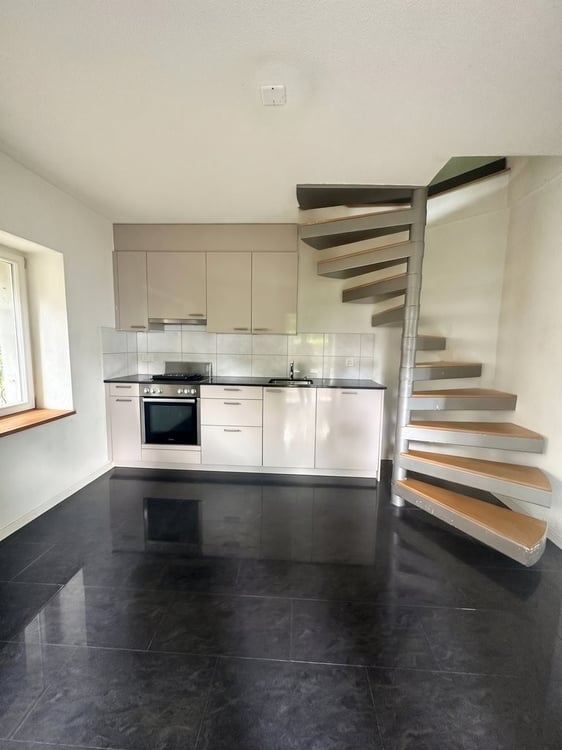 Charmantes 4.5-Zimmer-Stöckli/Haus in Biel 2
