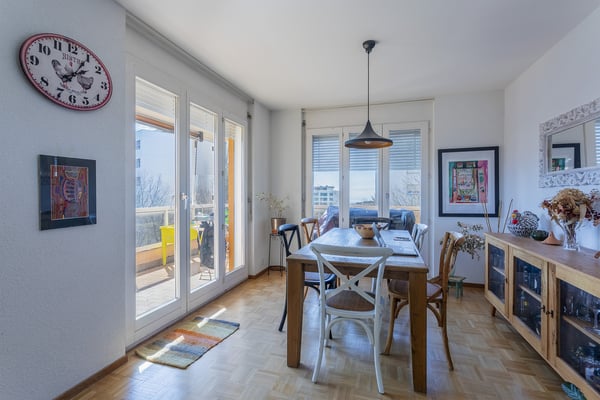 EXCLUSIVITÉ, dernier étage, 3.5/modifiable en 1.5 pièces, garage. 2