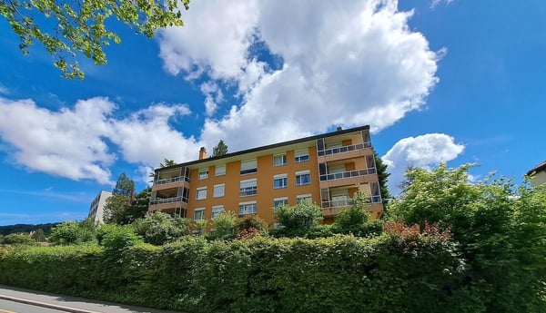 EXCLUSIVITÉ, dernier étage, 3.5/modifiable en 1.5 pièces, garage. 10