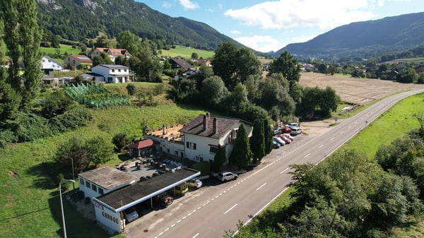 Parcelle de 2'446 m2, maison locative et bâtiments artisanaux 7