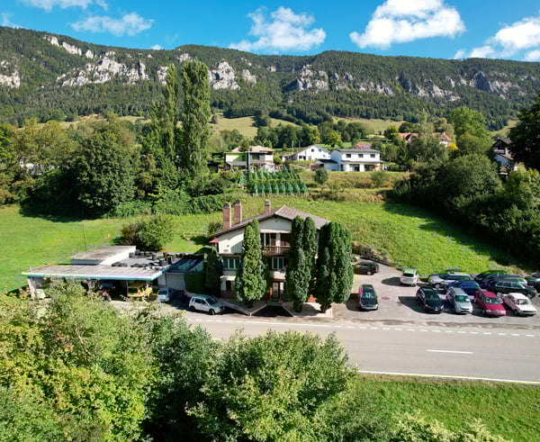 Parcelle de 2'446 m2, maison locative et bâtiments artisanaux 6