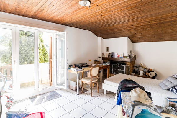 Parcelle de 2'446 m2, maison locative et bâtiments artisanaux 10