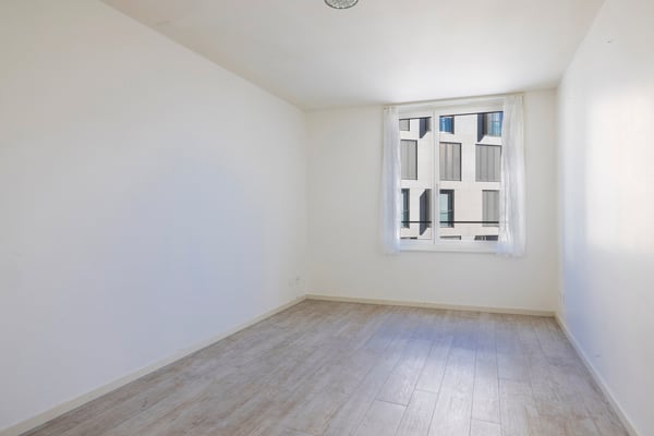 Vue lac, appartement 7.5 pièces remis à neuf et prix repositionné 7