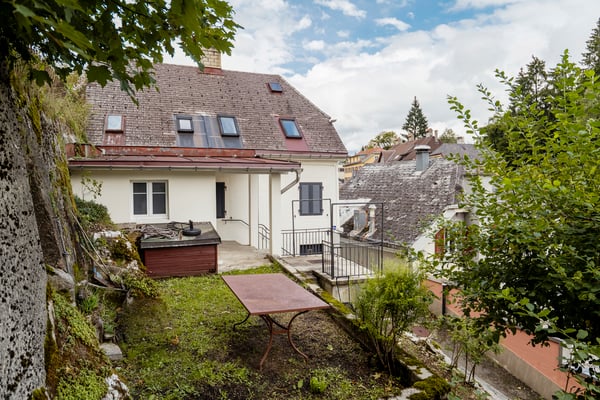 Entièrement rénovée, maison de 1.5 pces 2