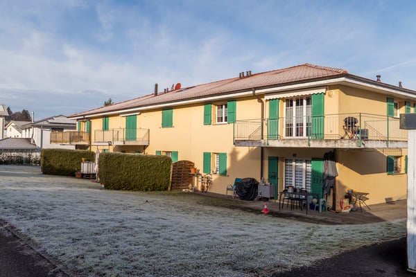 Bel immeuble de 6 appartements 1