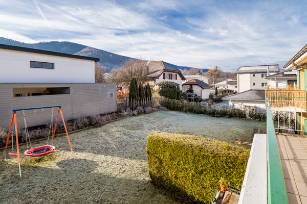 Bel immeuble de 6 appartements 11