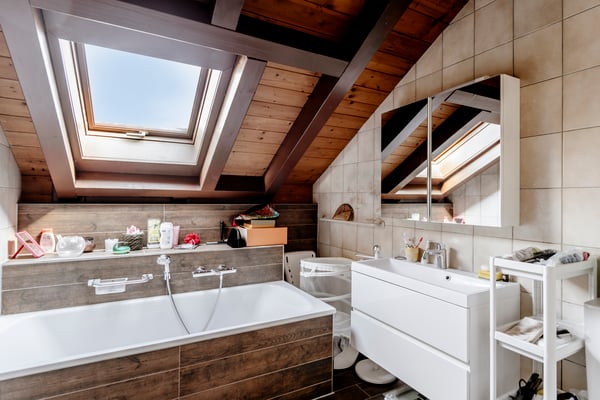 Situation prisée pour cette grande villa de 6.5 pces 10