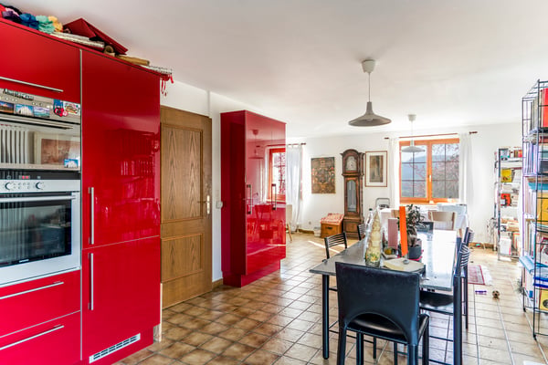 Situation prisée pour cette grande villa de 6.5 pces 5
