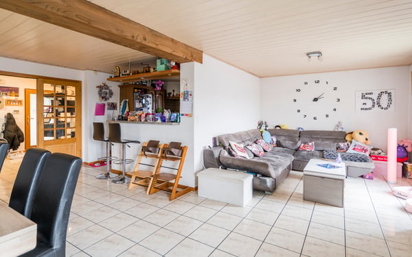 Très belle situation pour cette maison de 6.5 pièces 3