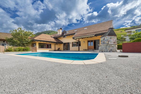 Villa d'exception de 9,5 pièces - Vue lac et montagnes sur la Riviera 2