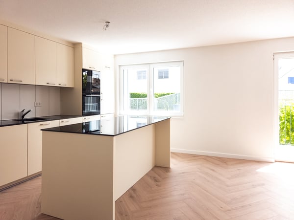 Grande villa entièrement rénovée de 7.5 pces 5
