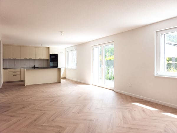 Grande villa entièrement rénovée de 7.5 pces 2