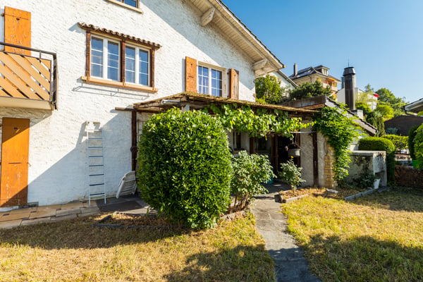 Vue imprenable sur le lac et les Alpes pour cette villa de 7.5 pièces 13