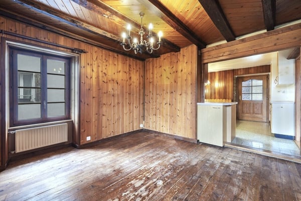Maison villageoise de 5.5 pièces située au coeur de Roche 9