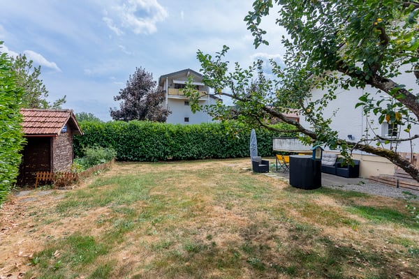 MAISON INDIVIDUELLE AVEC GARAGE BOX ET COUVERT A VOITURE 3