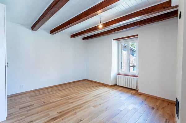 Maison de village rénovée | Volumes, charme et authenticité 8