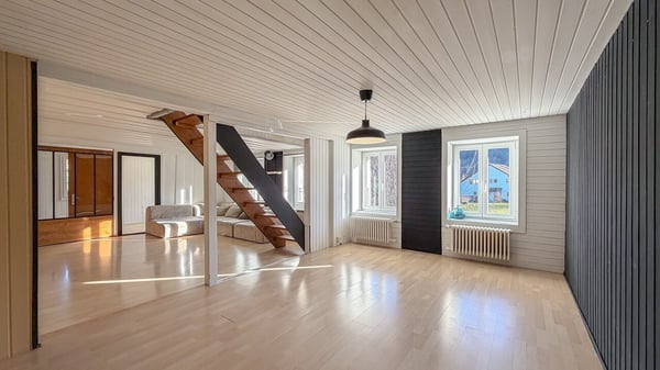 MAISON AVEC 2 LOGEMENTS, GARAGE ET 3 PLACES DE PARC 5