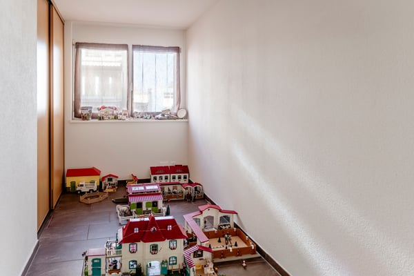 Lumineux 4.5 pièces avec balcon et parking souterrain 8