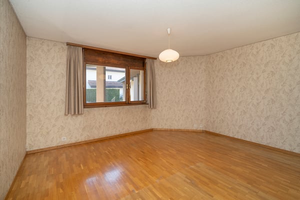Une villa aux beaux volumes sur près de 1'000 m² 7