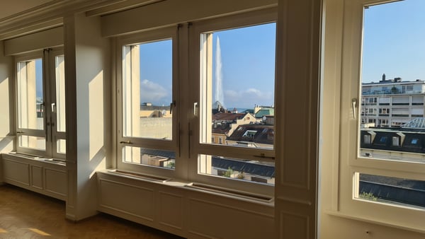 Appartement d'exception de 2 pièces avec vue sur le jet d'eau 2