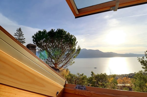 Spacieuse villa bénéficiant d'une vue imprenable sur le lac 6
