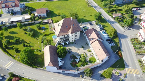 DOMAINE D'EXCEPTION AU COEUR DE DOMDIDIER 2